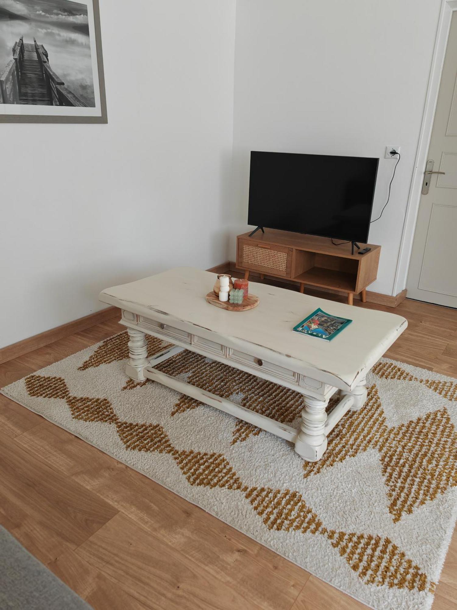 Appartement " Le Chardonneret " Issenheim Buitenkant foto