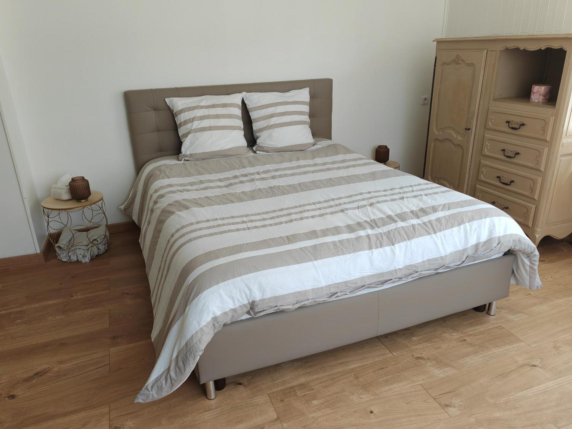 Appartement " Le Chardonneret " Issenheim Buitenkant foto